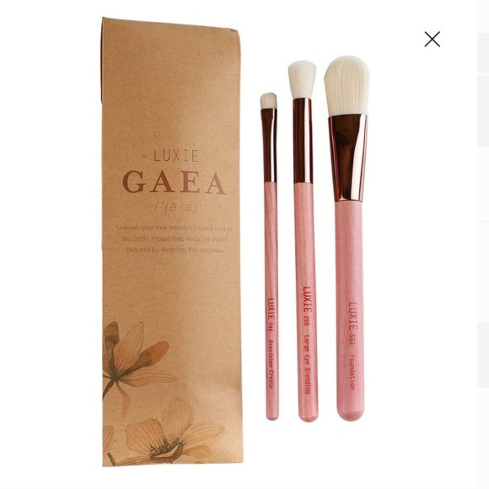 Luxie Gaea 3 Piece Brush Set-NEW!!
